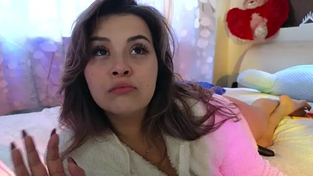 Snapshot of Malika_uAngel chatting on February 2, 2025, 7:41 am Malika uAngel online show from February 2, 2025, 7:41 am