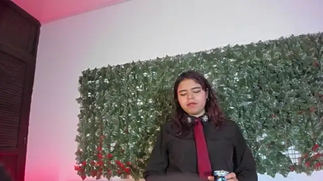 SabinaMerchetti online show from February 10, 2026, 11:53 pm