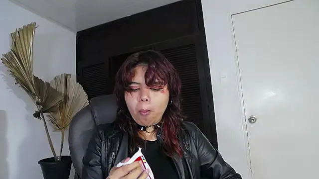 Snapshot of SabinaMerchetti chatting on April 20, 2026, 2:03 am SabinaMerchetti online show from April 20, 2026, 2:03 am