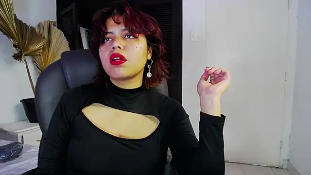 Snapshot of SabinaMerchetti chatting on May 1, 2026, 4:22 pm SabinaMerchetti online show from May 1, 2026, 4:22 pm