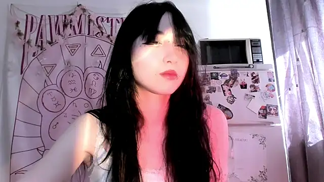 Snapshot of Holy420lolii chatting on July 25, 2026, 2:14 pm Holy420lolii online show from July 25, 2026, 2:14 pm