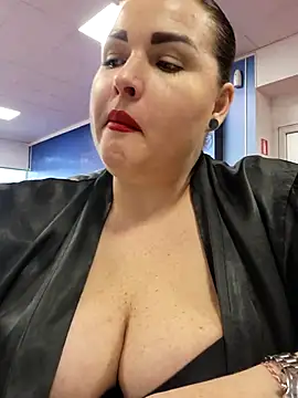 GeorgiaLerox online show from March 14, 2025, 12:40 pm