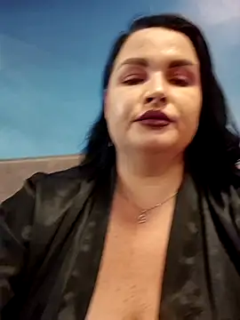 GeorgiaLerox online show from June 26, 2026, 1:37 pm