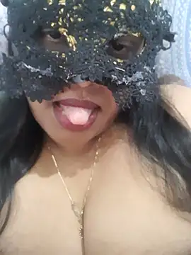 chubby wife online show from March 27, 2026, 5:02 am