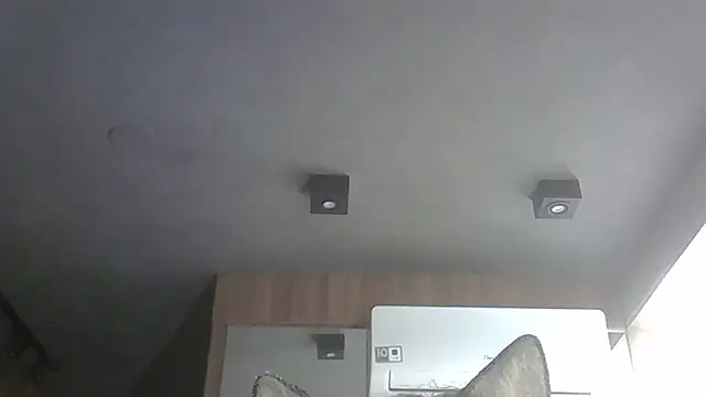 Skinny-Kitten online show from October 27, 2025, 6:50 am