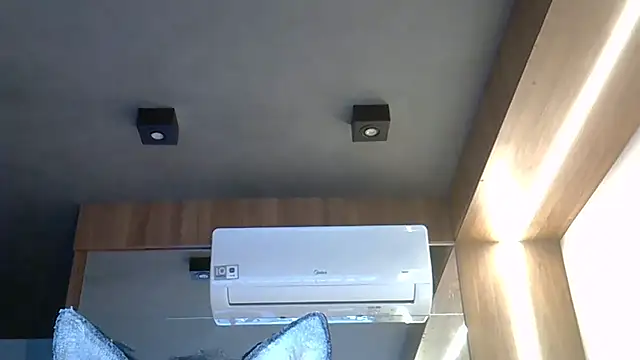 Skinny-Kitten online show from October 29, 2025, 7:59 pm