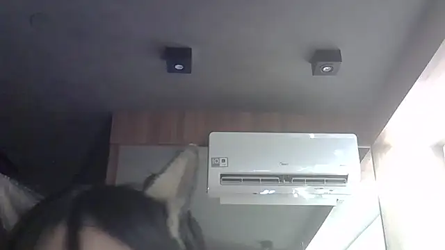 Skinny-Kitten online show from February 3, 2026, 6:35 pm