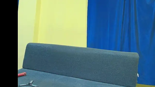 Cute boy2000 online show from March 18, 2026, 11:41 pm