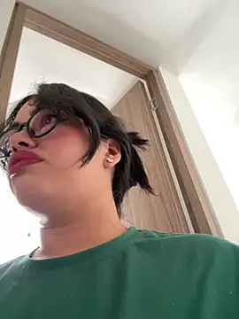 Snapshot of andra_rose chatting on January 12, 2025, 6:38 pm andra rose online show from January 12, 2025, 6:38 pm