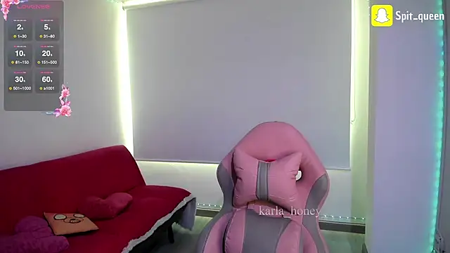 Spit queen online show from September 17, 2025, 4:19 pm