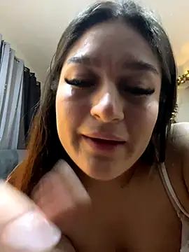 LuceroRm online show from December 16, 2025, 5:01 am