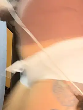 LuceroRm online show from March 20, 2026, 5:01 am