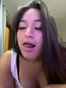 LuceroRm online show from March 28, 2026, 6:24 am