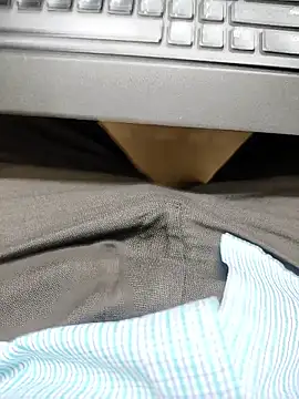 adicma123 online show from April 10, 2026, 6:51 am