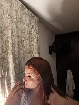 EmilyBarragan online show from February 13, 2025, 3:50 am