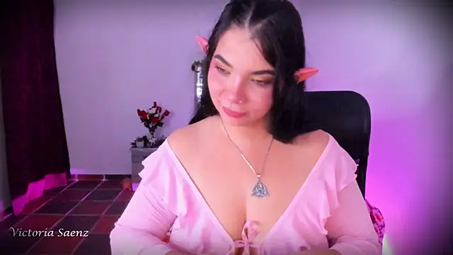victoriaasaenz  online show from May 10, 2026, 1:22 am