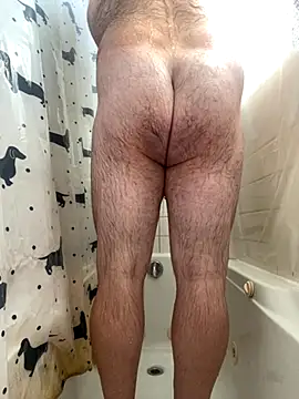 Snapshot of fat_cock_4_you chatting on October 17, 2025, 1:14 pm fat cock 4 you online show from October 17, 2025, 1:14 pm