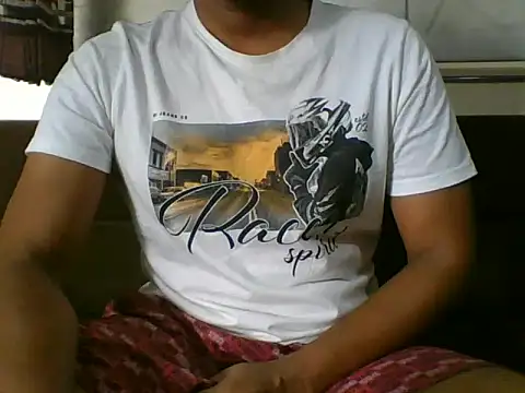 Snapshot of Rohitsacharya chatting on December 28, 2024, 10:47 am Rohitsacharya online show from December 28, 2024, 10:47 am