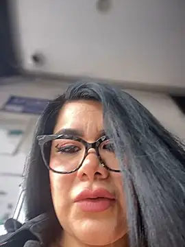 Insane Issa online show from January 25, 2025, 7:28 pm