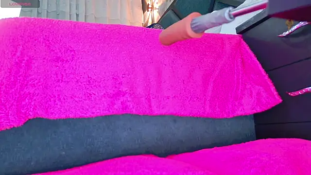 Snapshot of NathaxaLeans chatting on November 24, 2025, 11:54 am NathaxaLeans online show from November 24, 2025, 11:54 am