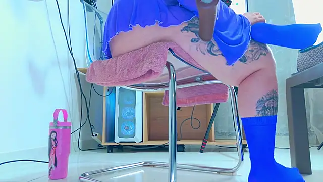 Snapshot of NathaxaLeans chatting on December 21, 2025, 11:39 am NathaxaLeans online show from December 21, 2025, 11:39 am