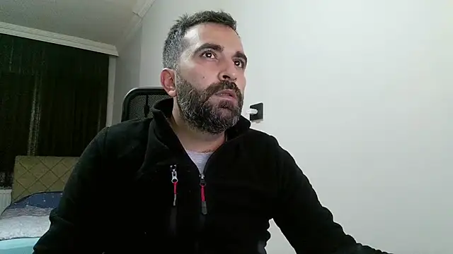 tgltplsr online show from February 8, 2025, 9:46 pm