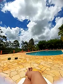 hotbiabrazil online show from February 22, 2026, 3:43 pm