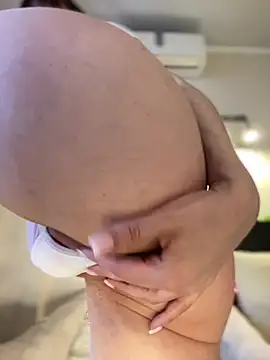 evaran  online show from February 24, 2025, 1:53 pm