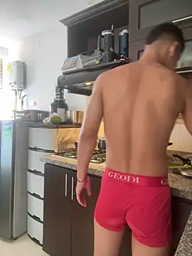 liuscast22 online show from February 19, 2025, 7:27 pm