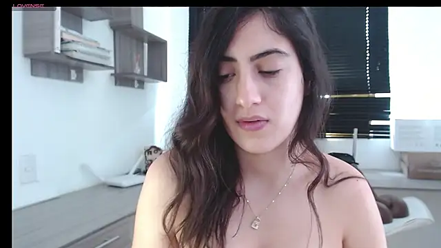 MIYESSI online show from March 14, 2025, 7:01 pm