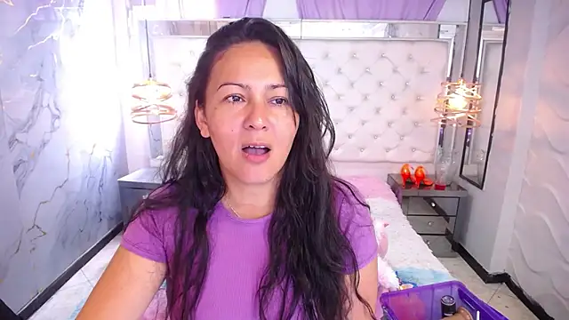 Georgina-Musk online show from September 30, 2025, 7:52 pm