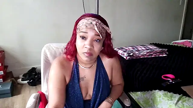 YasmineMinaj online show from July 28, 2026, 4:39 pm