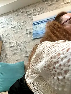 Snapshot of LybovNTV chatting on November 18, 2025, 10:03 pm LybovNTV online show from November 18, 2025, 10:03 pm