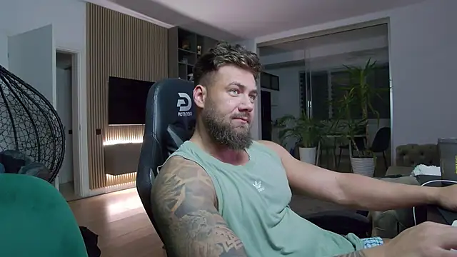 UbbeViking online show from February 12, 2025, 8:29 pm