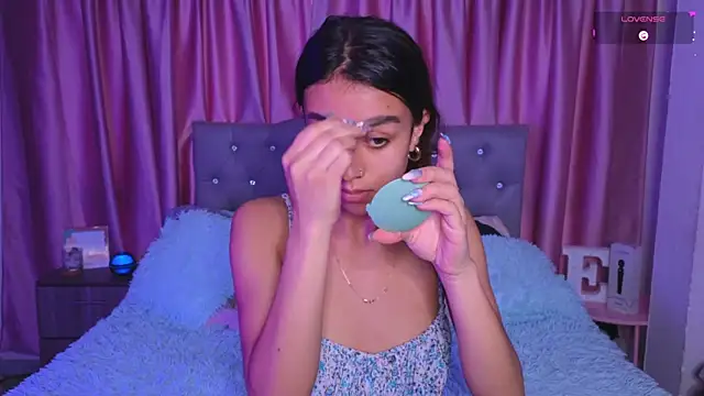 Emiily Scott1 online show from December 15, 2025, 10:14 pm