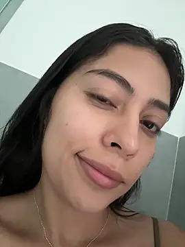 Snapshot of Sophie__Foxxx chatting on January 12, 2025, 12:33 pm Sophie Foxxx online show from January 12, 2025, 12:33 pm
