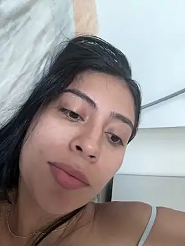 Snapshot of Sophie__Foxxx chatting on January 23, 2025, 12:09 pm Sophie Foxxx online show from January 23, 2025, 12:09 pm