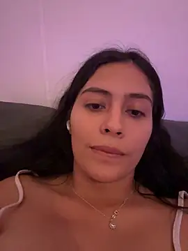Snapshot of Sophie__Foxxx chatting on March 11, 2025, 5:16 am Sophie Foxxx online show from March 11, 2025, 5:16 am