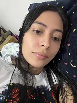Snapshot of Sophie__Foxxx chatting on March 15, 2025, 8:21 pm Sophie Foxxx online show from March 15, 2025, 8:21 pm