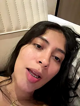 Snapshot of Sophie__Foxxx chatting on September 9, 2025, 8:14 am Sophie Foxxx online show from September 9, 2025, 8:14 am