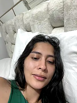 Snapshot of Sophie__Foxxx chatting on October 10, 2025, 5:06 am Sophie Foxxx online show from October 10, 2025, 5:06 am