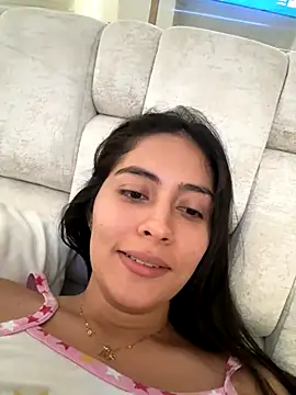 Snapshot of Sophie__Foxxx chatting on October 15, 2025, 7:25 pm Sophie Foxxx online show from October 15, 2025, 7:25 pm