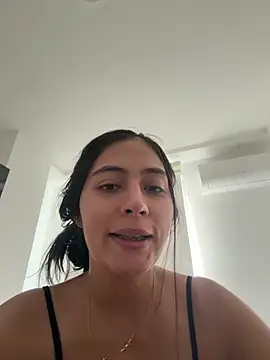 Sophie  Foxxx online show from February 17, 2026, 8:04 pm