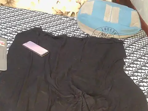 Snapshot of Pretty_hazel chatting on March 2, 2026, 7:09 am Pretty hazel online show from March 2, 2026, 7:09 am