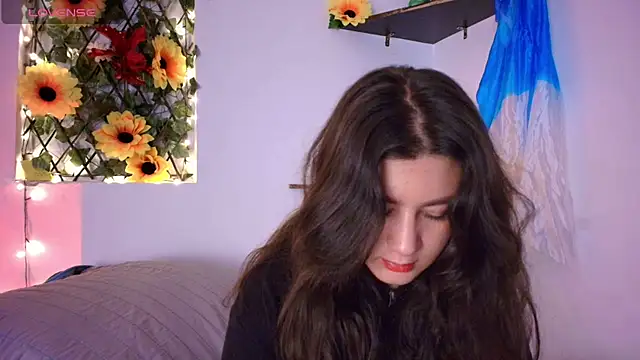 kisstarxxx online show from February 24, 2026, 4:54 am