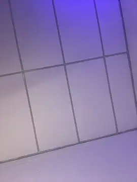 Snapshot of Charly_ chatting on November 6, 2025, 4:35 am Charly online show from November 6, 2025, 4:35 am