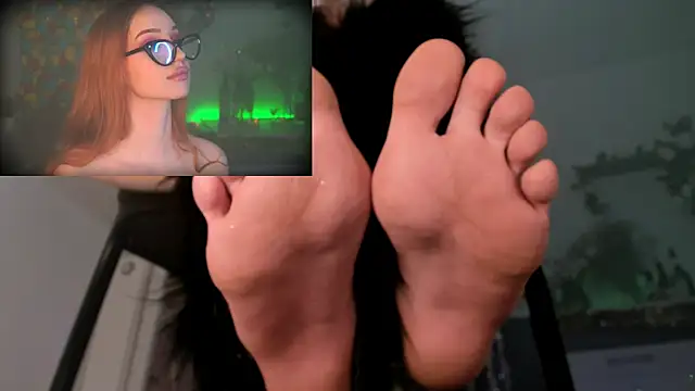 DorothyGilbert1 online show from December 15, 2024, 6:04 pm