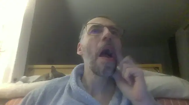 ptitcanard60600 online show from January 11, 2025, 11:02 pm