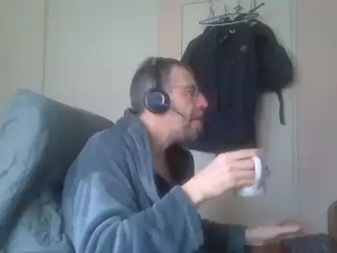 ptitcanard60600 online show from January 30, 2025, 1:10 pm