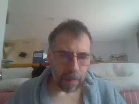 ptitcanard60600 online show from February 9, 2025, 2:07 pm